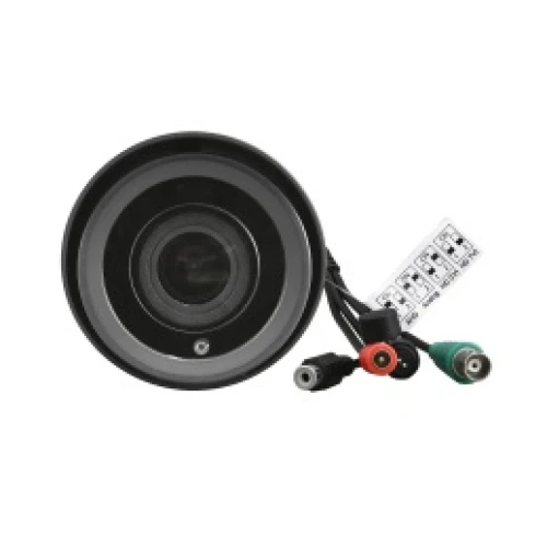 Kamera tubowa analogowa HD 5MPX z widocznymi złączami kablowymi i etykietą. Obiektyw kamery jest centralnie umieszczony, otoczony czarną obudową.