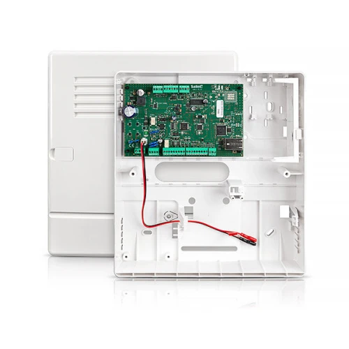 Obraz przedstawia centralę alarmową Versa IP z otwartą obudową, ukazującą wewnętrzne komponenty elektroniczne. Produkt Versa IP jest przeznaczony do zaawansowanych systemów zabezpieczeń.